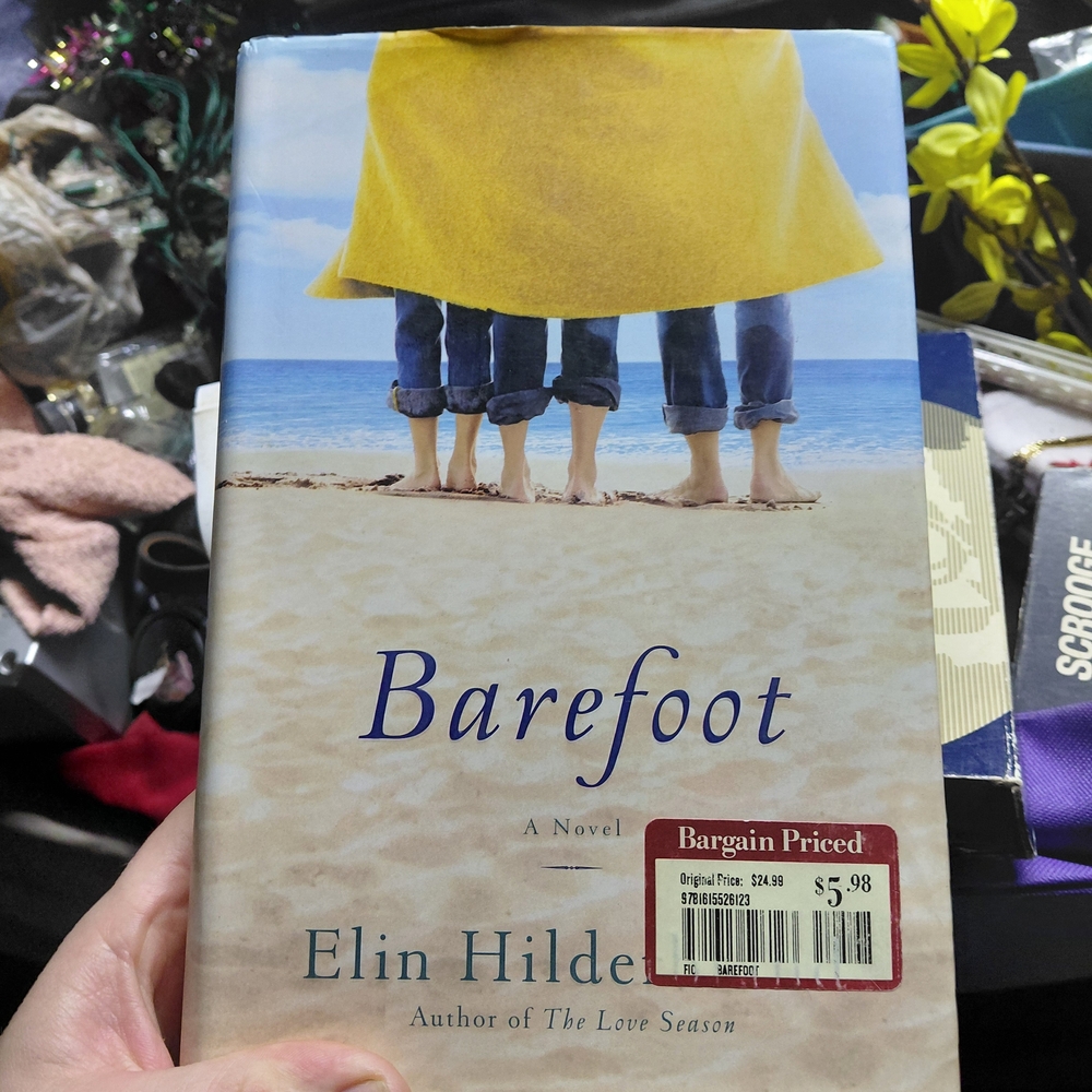 Barefoot by Elin Hilderbrand - Blue and Yellow Cover